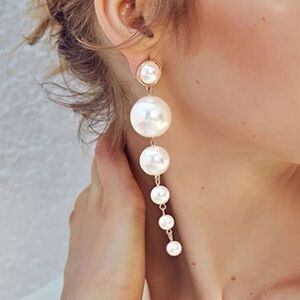 Long Linked Faux Pearl drop dangle earrings NWT 🌿